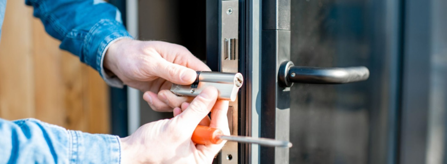 Commercial Lock Install1 Commercial Lock Install1